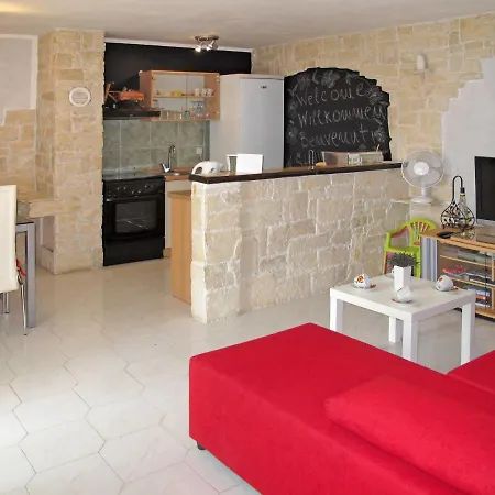 Holiday Haus Noemi *